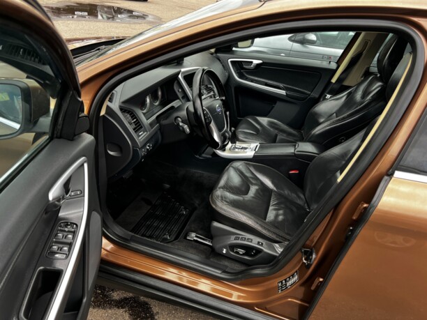 Volvo XC60 I, 2011 г.