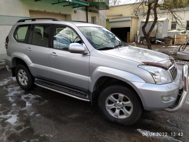 Toyota Land Cruiser Prado J120, 7 мест, 2007 г.