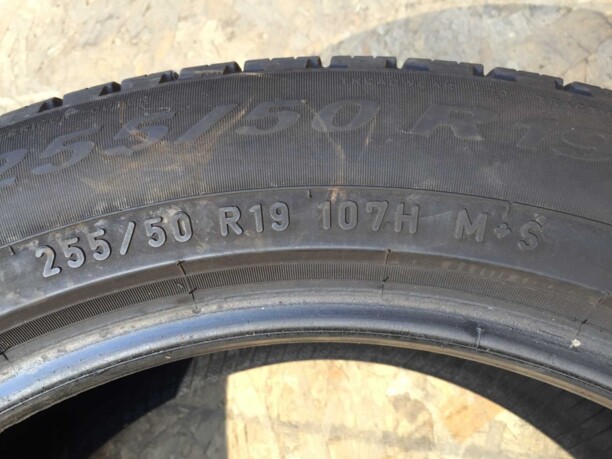 Легковые шины Pirelli 255/50 R19 1 шт.