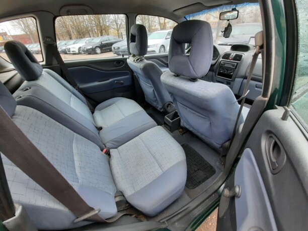 Mitsubishi Space Star I, 2001 г.