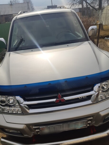 Mitsubishi Montero III, 2000 г.