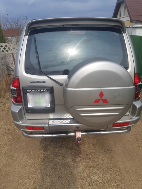 Mitsubishi Montero III, 2000 г.