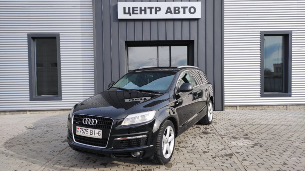 Audi Q7 4L, 7 мест, 2007 г.