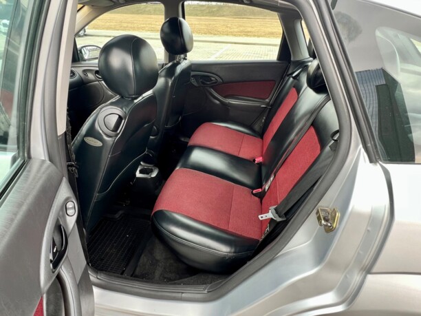 Ford Focus I · Рестайлинг, 2003 г.