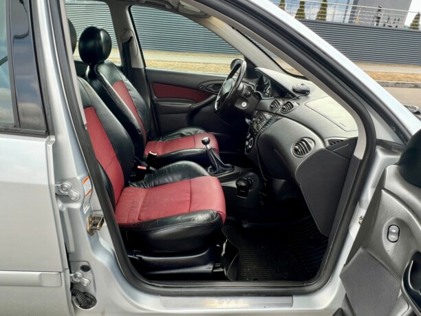 Ford Focus I · Рестайлинг, 2003 г.