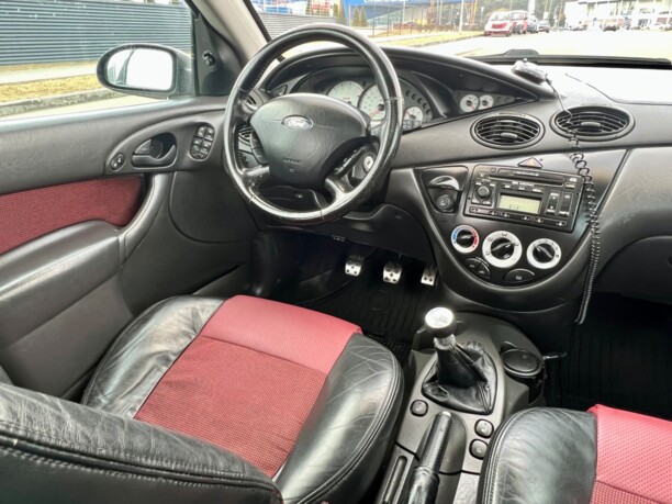 Ford Focus I · Рестайлинг, 2003 г.