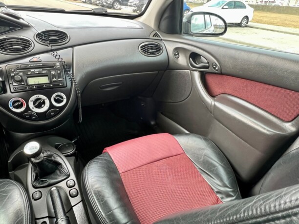 Ford Focus I · Рестайлинг, 2003 г.