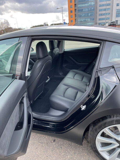 Tesla Model 3, 2018 г.