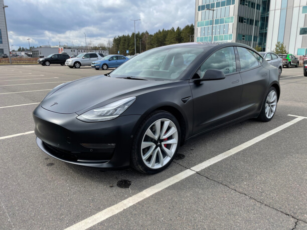 Tesla Model 3, 2018 г.