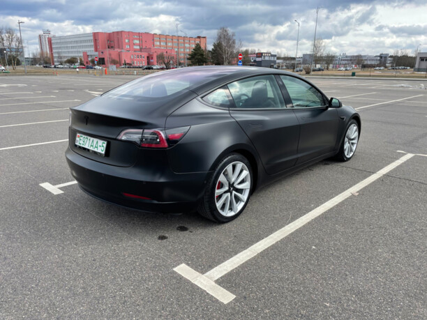 Tesla Model 3, 2018 г.