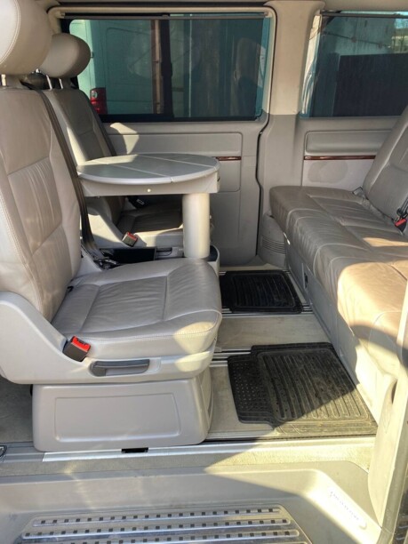 Volkswagen Multivan T5, 2005 г.