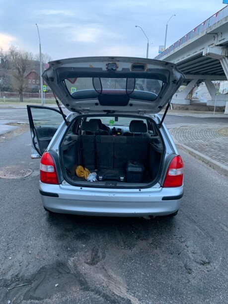 Mazda 323F, 1998 г.