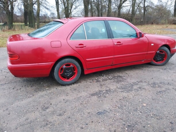 Mercedes-Benz E-Класс W210, S210, 1995 г.