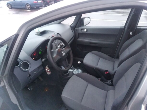 Mitsubishi Colt VI, 2006 г.