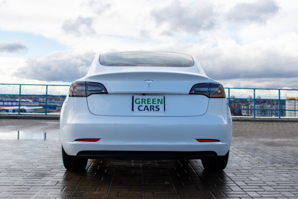 Tesla Model 3, 2018 г.