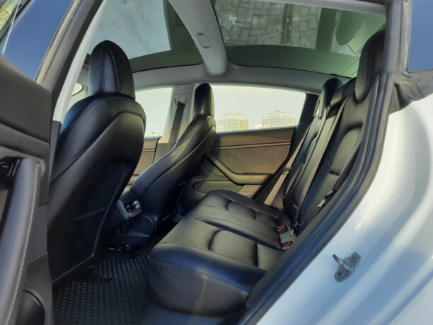Tesla Model 3, 2018 г.