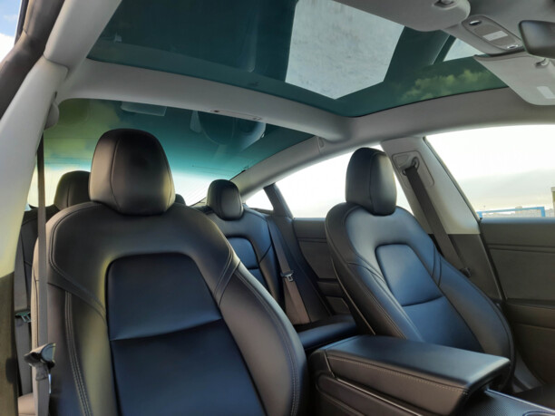 Tesla Model 3, 2018 г.