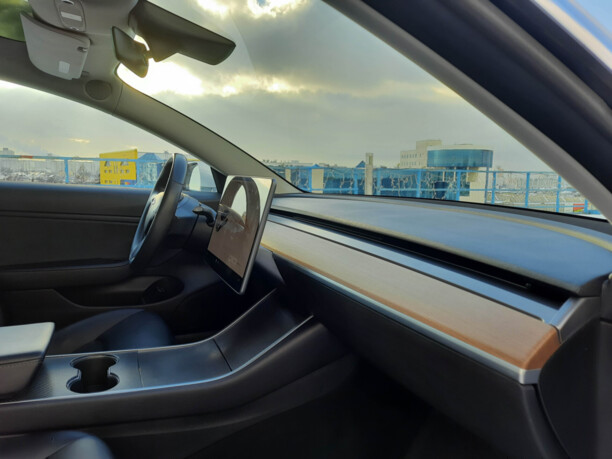 Tesla Model 3, 2018 г.