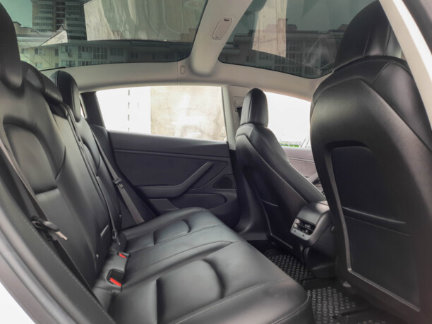 Tesla Model 3, 2018 г.