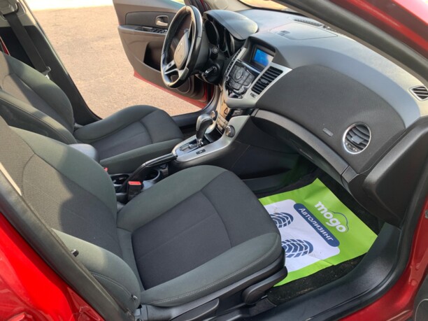 Chevrolet Cruze J300, 2011 г.