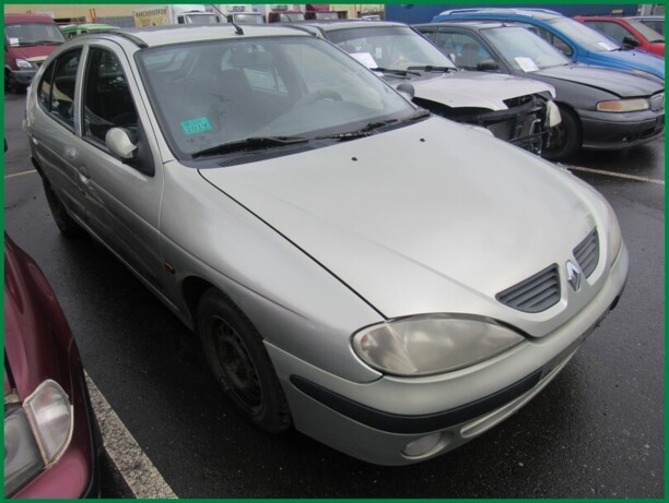 Renault Megane I · Рестайлинг, 2001 г.