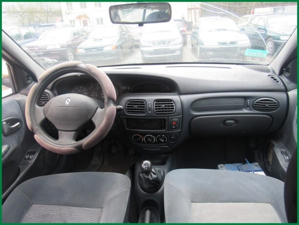 Renault Megane I · Рестайлинг, 2001 г.