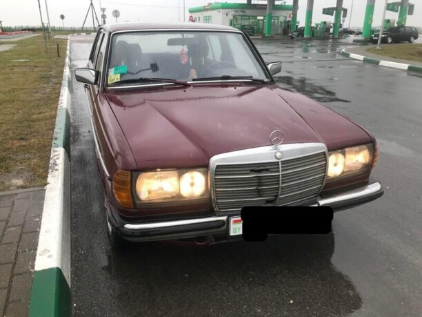 Mercedes-Benz E-Класс W123, 1982 г.