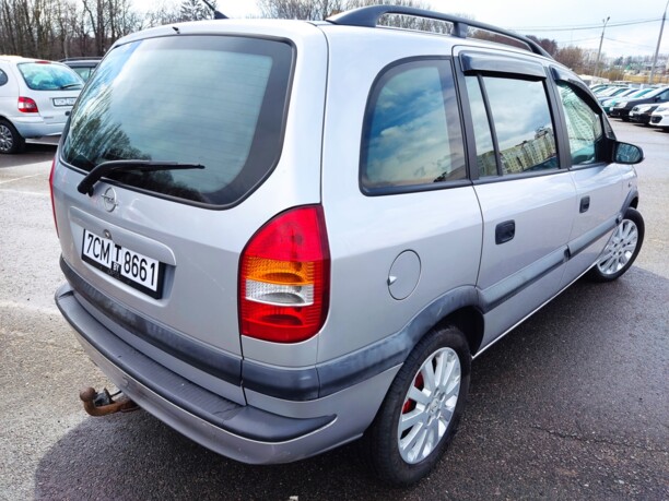 Opel Zafira A, 7 мест, 1999 г.