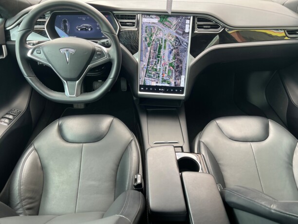 Tesla Model S I · Рестайлинг, 2016 г.