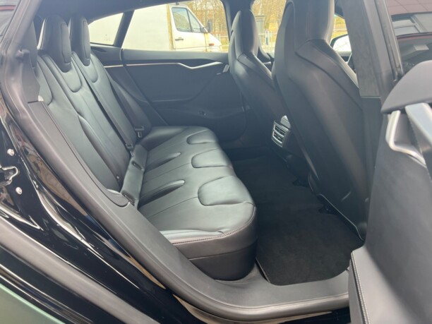 Tesla Model S I · Рестайлинг, 2016 г.