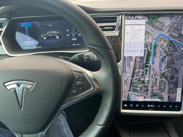 Tesla Model S I · Рестайлинг, 2016 г.