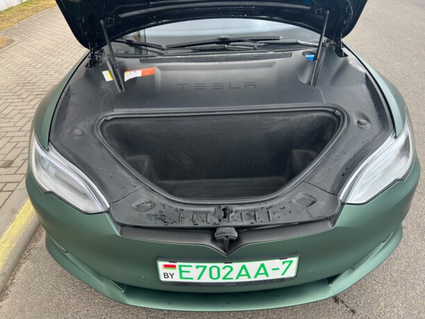 Tesla Model S I · Рестайлинг, 2016 г.