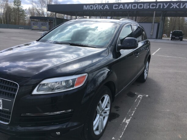 Audi Q7 4L, 7 мест, 2007 г.