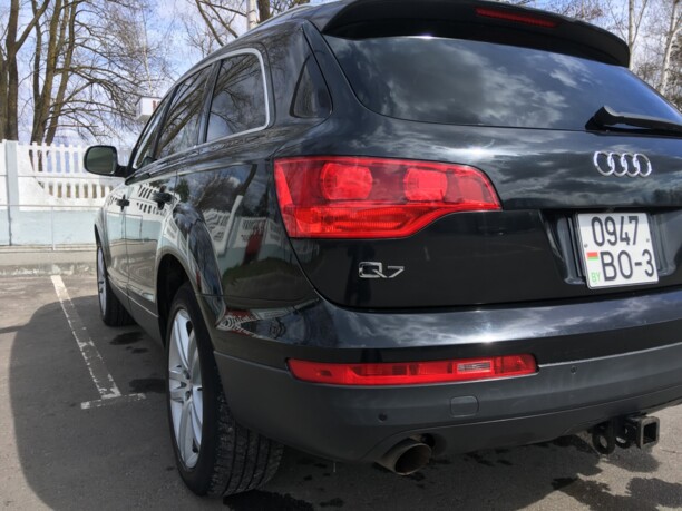 Audi Q7 4L, 7 мест, 2007 г.