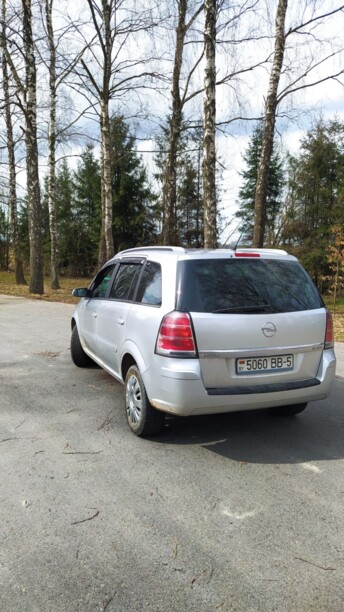 Opel Zafira B, 7 мест, 2006 г.