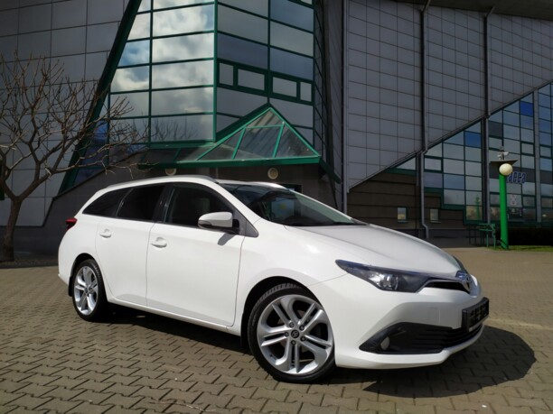 Toyota Auris II (E180) · Рестайлинг, 2018 г.