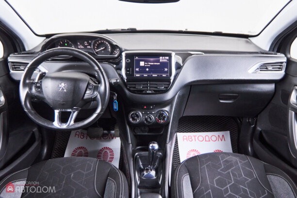 Peugeot 2008 I · Рестайлинг, 2018 г.