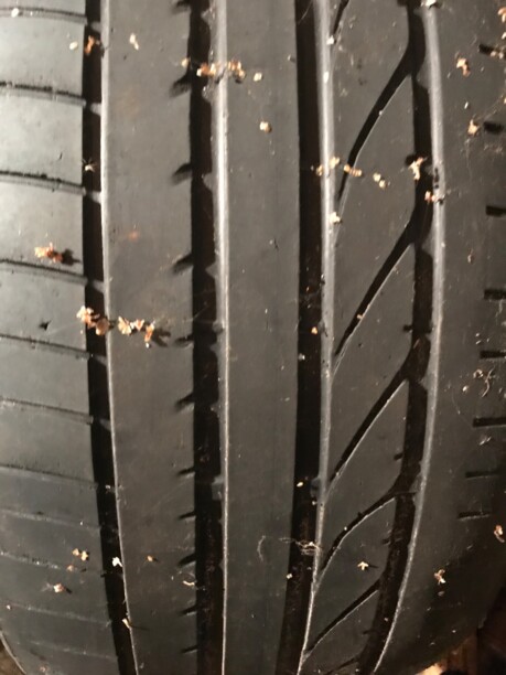 Легковые шины Bridgestone 275/40 R20 4 шт.