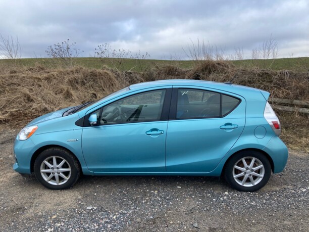 Toyota Prius C I, 2014 г.