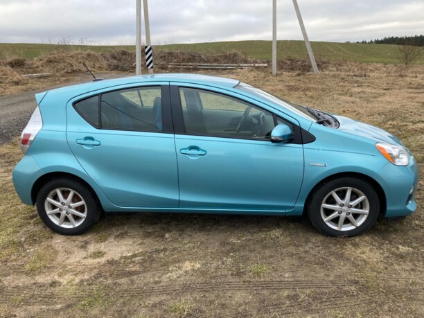 Toyota Prius C I, 2014 г.