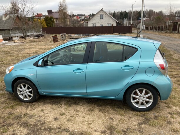 Toyota Prius C I, 2014 г.