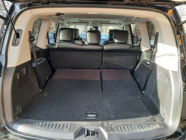 Infiniti QX56 II, 7 мест, 2013 г.