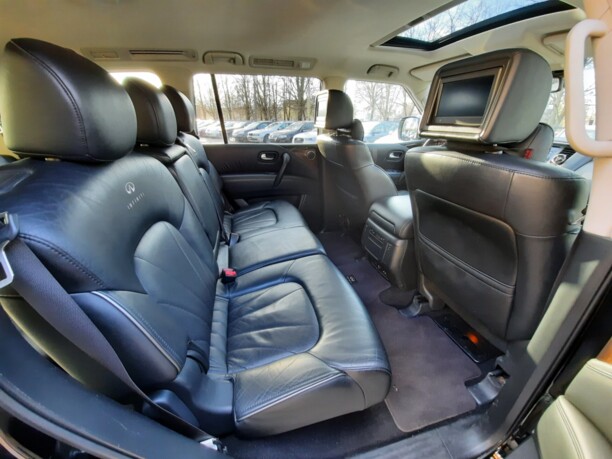Infiniti QX56 II, 7 мест, 2013 г.