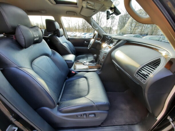 Infiniti QX56 II, 7 мест, 2013 г.