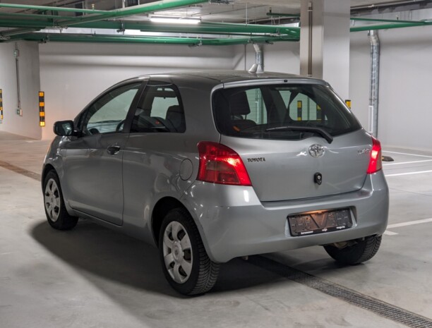 Toyota Yaris II (XP9), 2006 г.