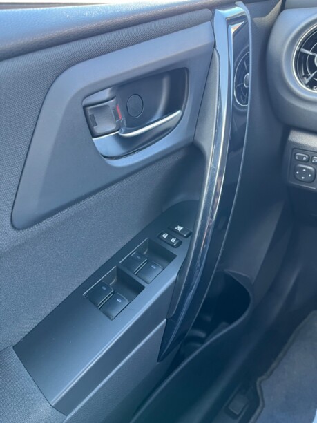 Toyota Auris II (E180) · Рестайлинг, 2015 г.