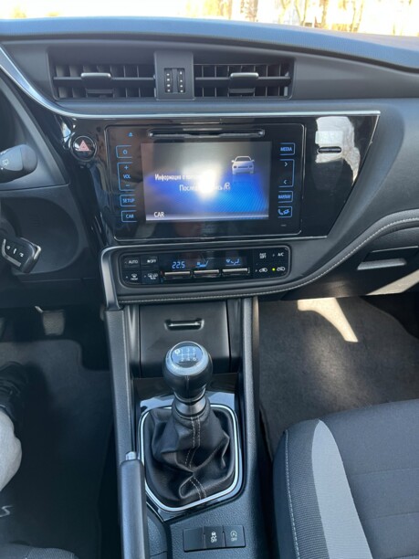 Toyota Auris II (E180) · Рестайлинг, 2015 г.