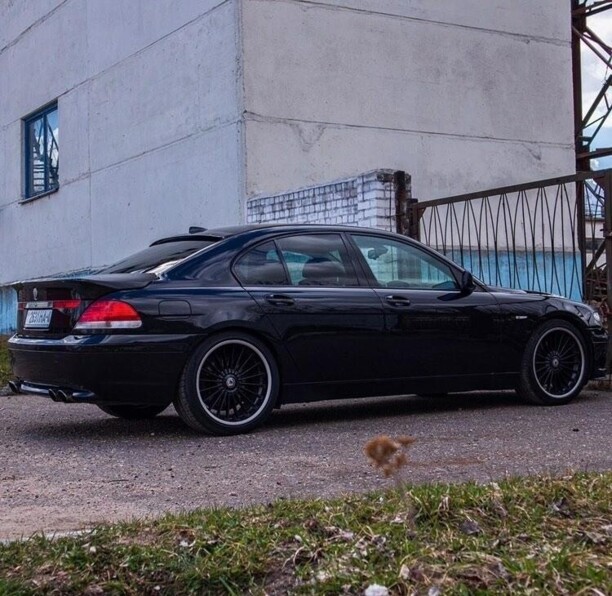 BMW 7 серия E65, 2002 г.