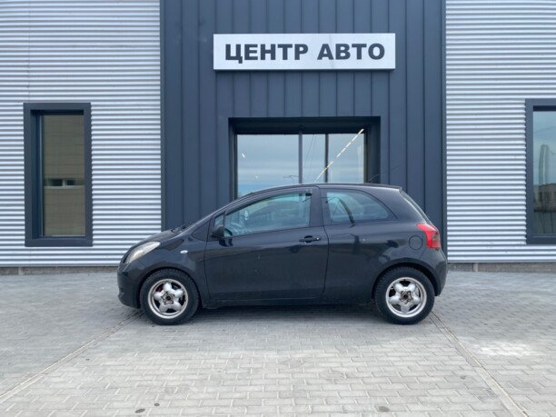 Toyota Yaris II (XP9), 2008 г.