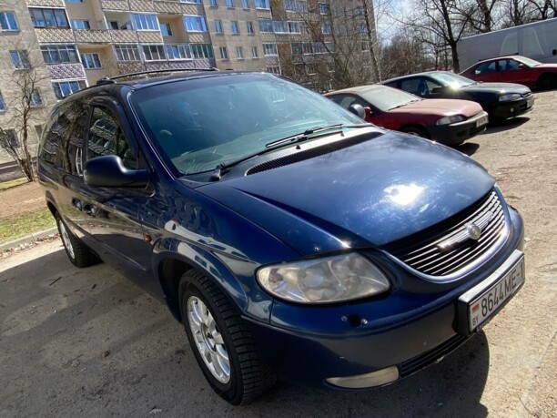 Chrysler Grand Voyager IV, 7 мест, 2001 г.